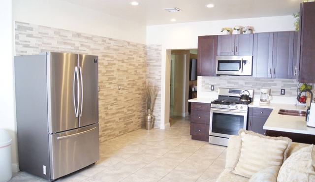 Single Story House . No stairs to walk. Grate and convenient location.
