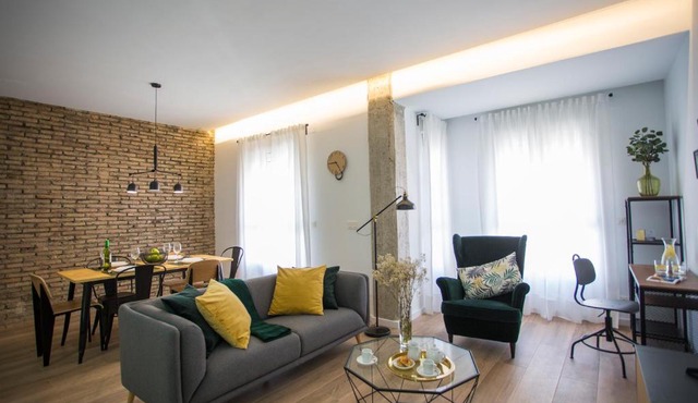 SingularStays Sorolla