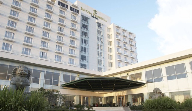 Sintesa Peninsula Hotel Manado