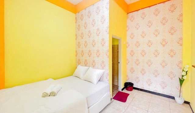 Sion Homestay Mitra RedDoorz near Terminal Kertajaya Mojokerto