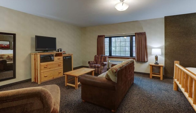 Sioux City Adventures Await: Convenient Downtown Lodging | 2 Units