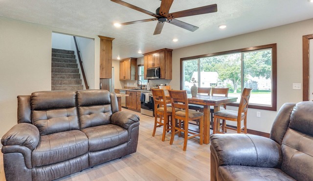 Sioux Falls Home Near Downtown: 2 Living Areas!