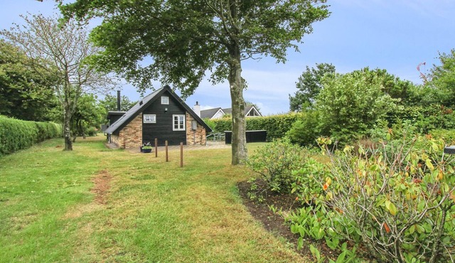 "Siouxsie" - 500m from the sea by Interhome