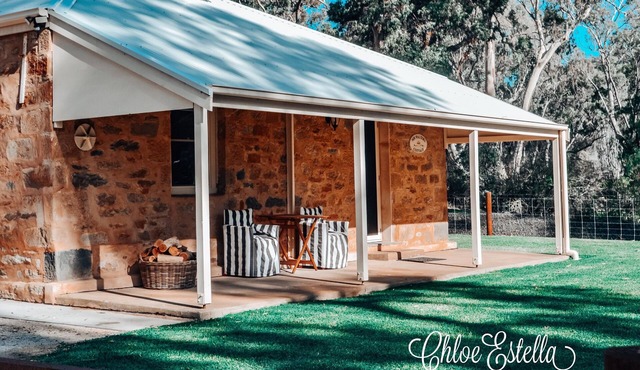 Sir Walter's Cottage at Hughes Park