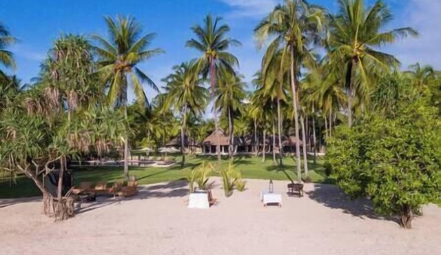 Sira Beach House by Elite Havens