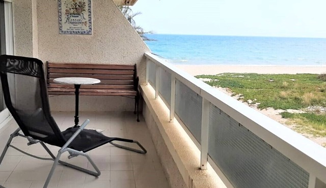 Sirena - Beautiful 1st line apartment, side sea view