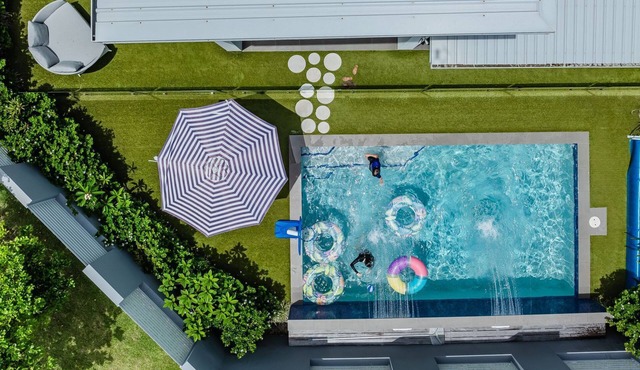 Sirius- heated pool, table tennis