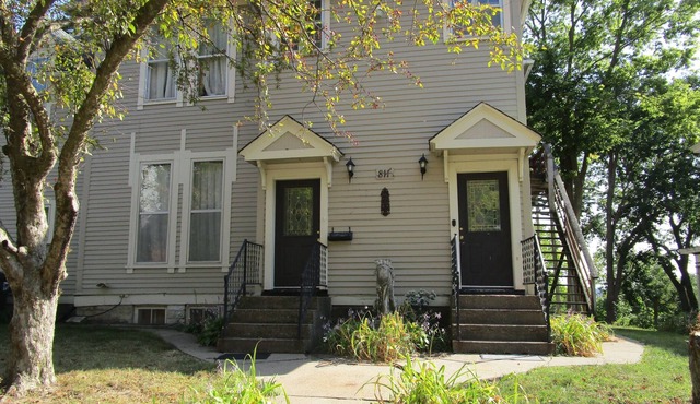 Sister Private Victorian Manor Sleeps 16-7 baths Reunions, Graduations, Weddings