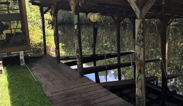 Sister River Retreat Treetop