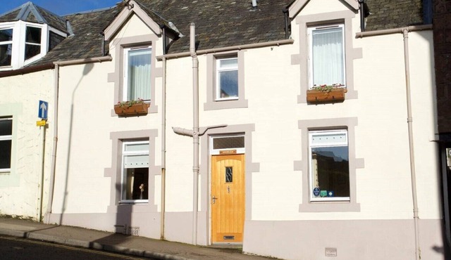 Sit back, relax and enjoy your stay at Avonlea.