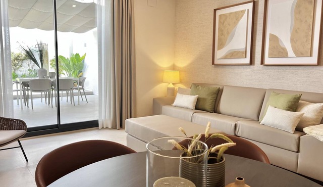 Sitges Spaces Garden Oasis - 3 Bedroom/2 Bath/Garden- Sleeps 7 (5+2)