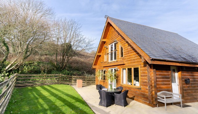 Situated in the idyllic Cornish village of Little Petherick, nestled in the picturesque wooded valle