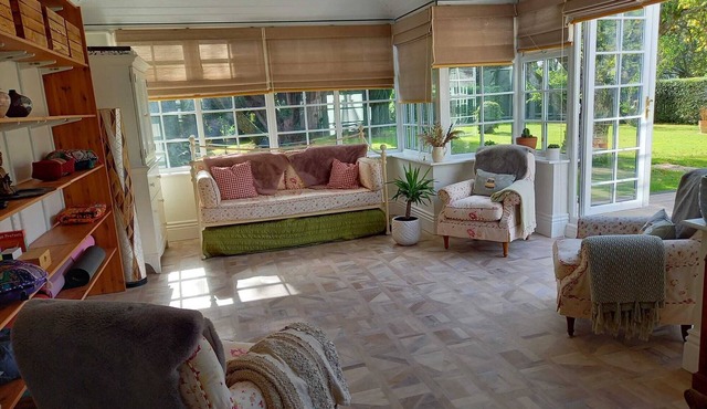 Situated in the beautiful Kent Downs, its a walkers paradise.