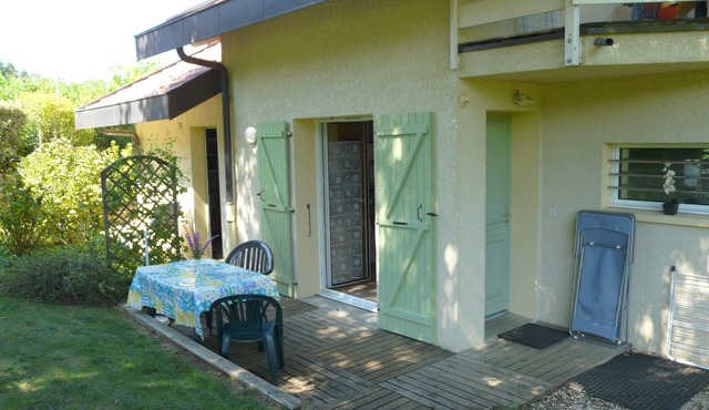 Situation Remarquable au Bord de la Nature Tout en Étant Dans Annecy