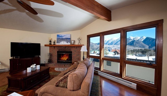 Sitzmark townhome at Purgatory - Awesome views - Steps to slopes