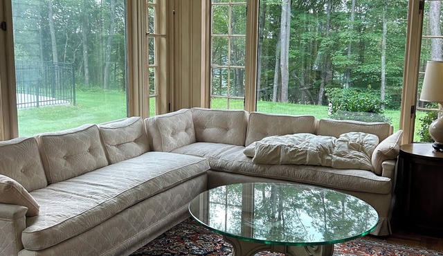 Six bedroom house in beautiful Ridgway Pa! State Game lands in the back yard.