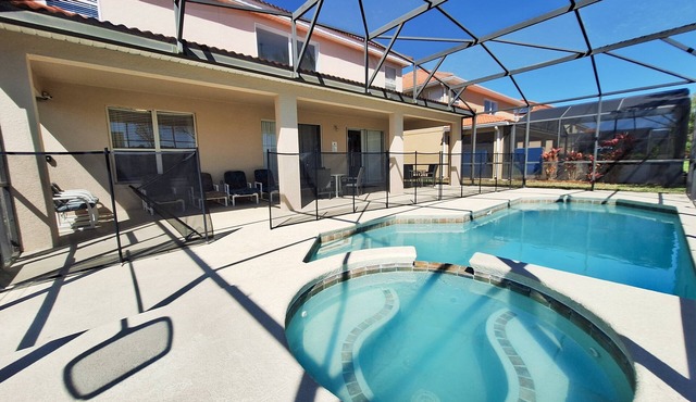 Six bedroom villa in gated community with clubhouse.