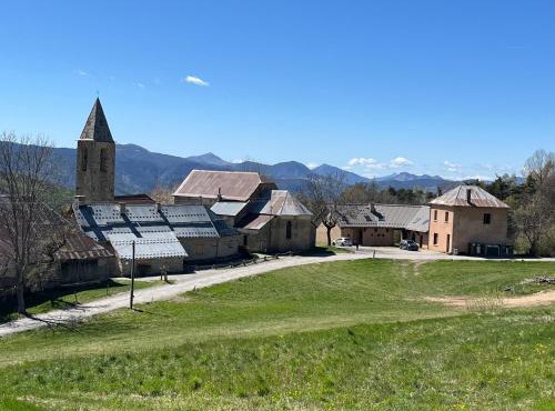 Six Duplex à la montagne POMPIERY