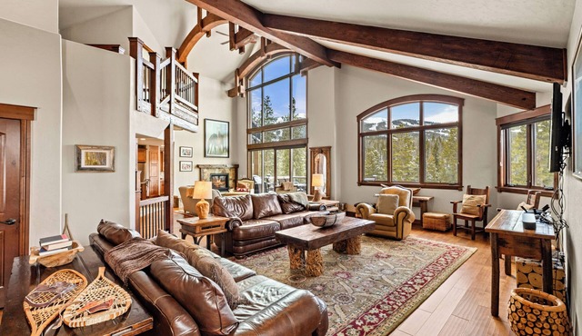Six Ensuite Bedrooms, Major Mtn Views, Hike/Ski