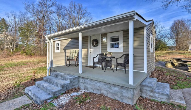 Six Waterpots Cottage II in Blue Ridge Mountains