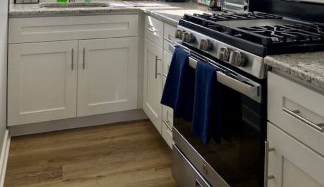 SJ Suburban HiDeAwAy