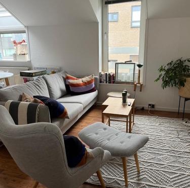 Skøn centralt beliggende lejlighed m.tagterrasse