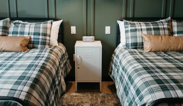 Skøl Hüs | The Brix | Pool in Canal Park!