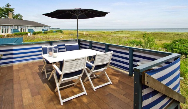 Skaerven Beachfront Wohnung C by Interhome