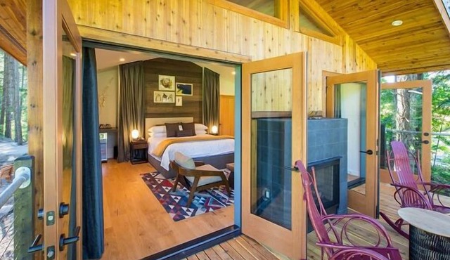 Skamania Lodge! Onsite Pool, Golf, Spa, Hot Tubs!