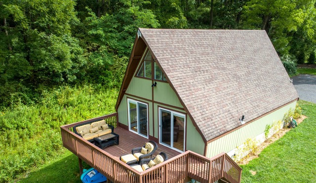 Skaneateles Lake 4 Bedroom Private Lakehouse!