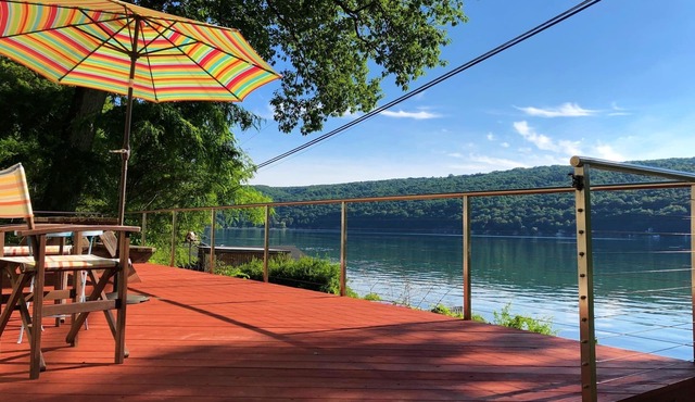 Skaneateles Lakefront Getaway