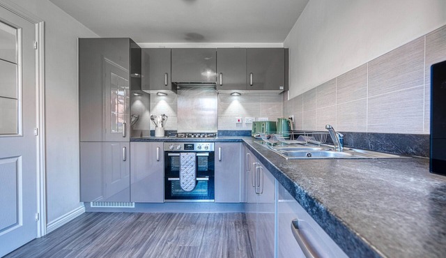 Skelhorn House close to Rugby, 3 bedrooms