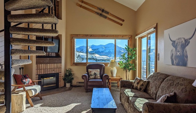 Ski and Bike In/Out Condo on Mt. Crested Butte with Private Entrance. Sleeps 6