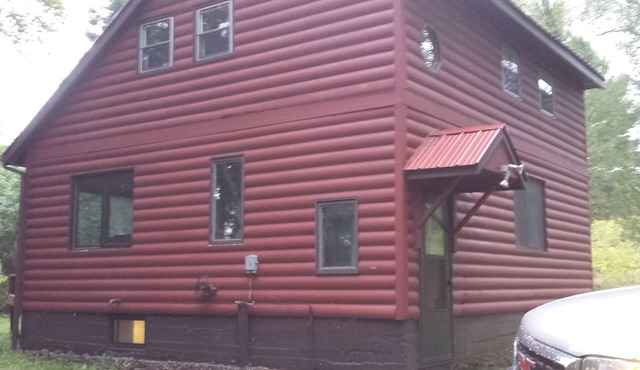 Ski Brule Cabin 3 miles away on Stanley Lake