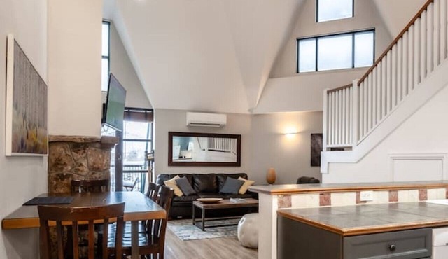 Ski Condo-Great Location/Minutes to Beaver Creek