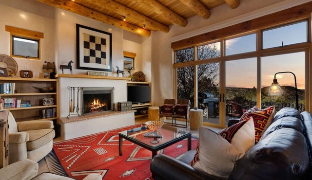 Ski Discounts! Luxury Home, Pool, Sweeping Views