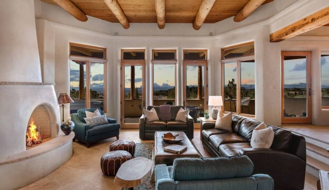 Ski Discounts! Sunset view with Hot tub, Game Room