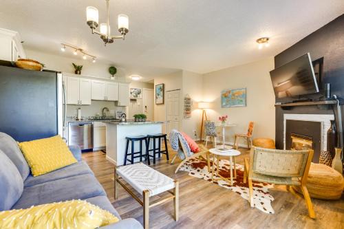 Ski Getaway! Mtn-View Condo Near Keystone Resort
