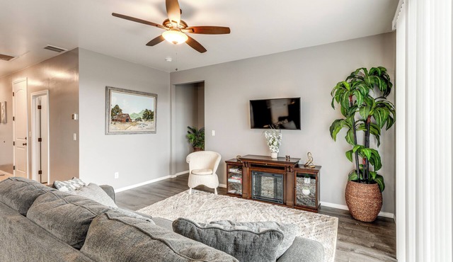 Ski, Hike & Explore: Bellemont Home w/Fenced Yard