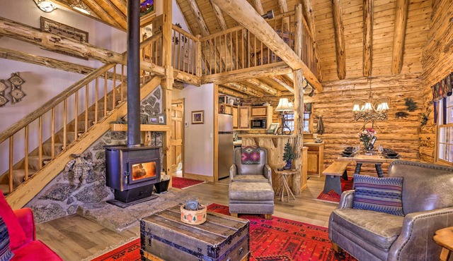 Ski & Hike! Hot Tub Hideaway in Breckenridge