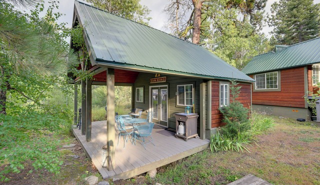 Ski, Hike, Relax By Water: Rustic McCall Tiny Home