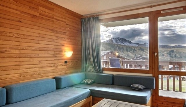 Ski-in apartment, 5 pax, near shops