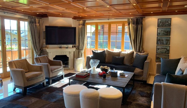 Ski In Luxury Chalet For Unforgettable Stay