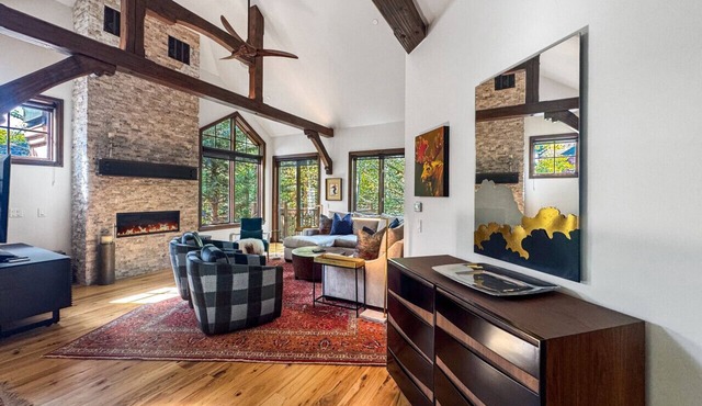 Ski In-Out, 4-Bedroom Penthouse - Arrowhead Village at Beaver Creek