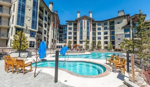 Ski-in/out at The Mammoth Monache Resort