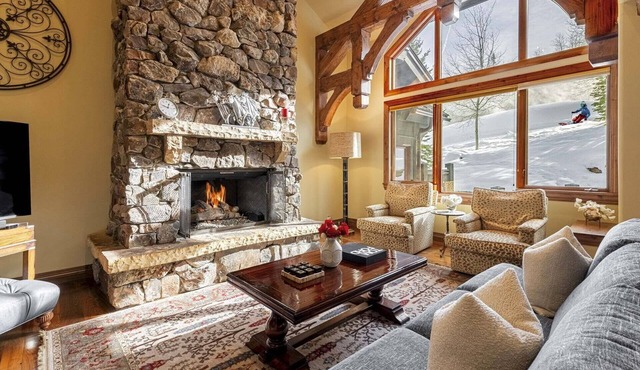 Ski-in/out in the coveted Deer Valley Empire Pass