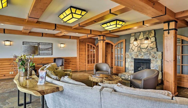Ski-In/Out Studio on Mont Tremblant w/ Amenities!