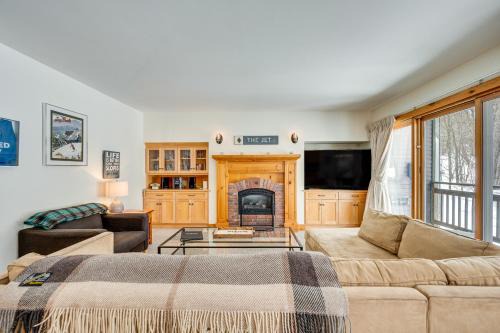Ski-In Resort Family Condo w/Deck at Jay Peak!
