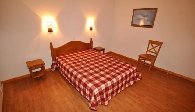 Ski-in/ski-out & foot of the slopes, fitness, swimming pool, balcony, tv, 35m², Puy-Saint-Vincent