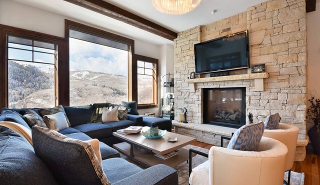 Ski in ski out condo, Silver Strike #605, with shared hot tub